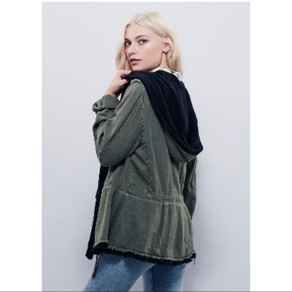 Free People Drawcord Waist Slouchy Jacket Small Olive Green Fleece Interior. - Picture 6 of 11